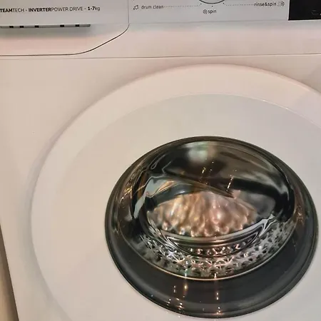 מלון Hotel City 2*