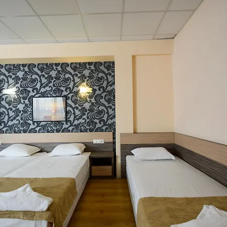 Hotel City 2* בורגאס