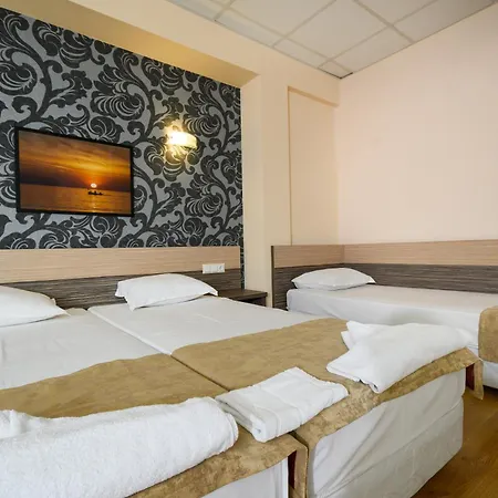 Hotel City فندق