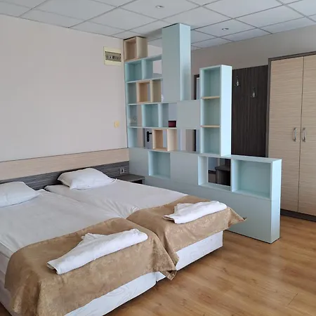 Hotel City 布尔加斯