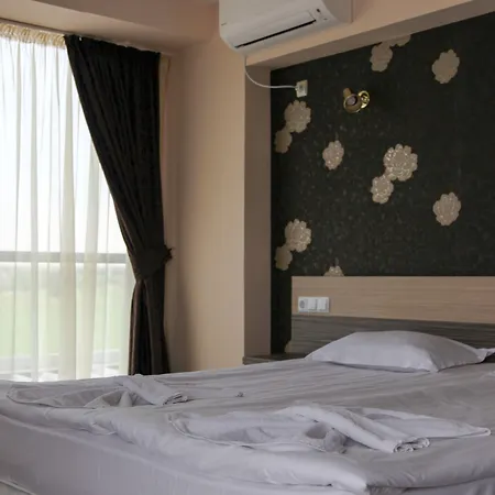 Hotel City 2* בורגאס