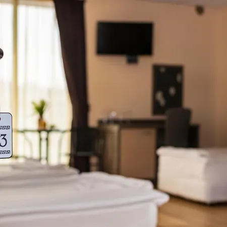 Hotel City بورغاس