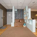 Hotel Hotel City 2*