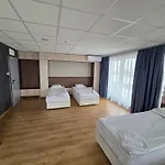 Hotel City Hotel