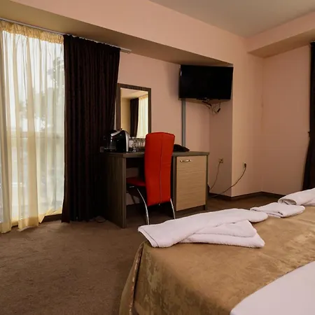 Hotel City Hotel 2*