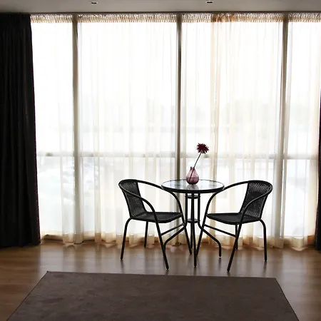 Hotel City 2*