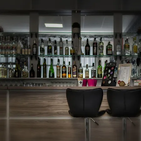 Szálloda Hotel City 2*