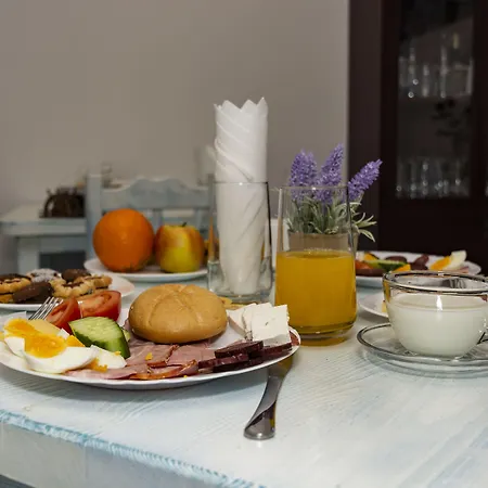 Ξενοδοχείο Hotel City 2*