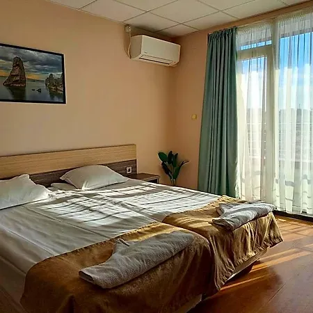 Hotel City